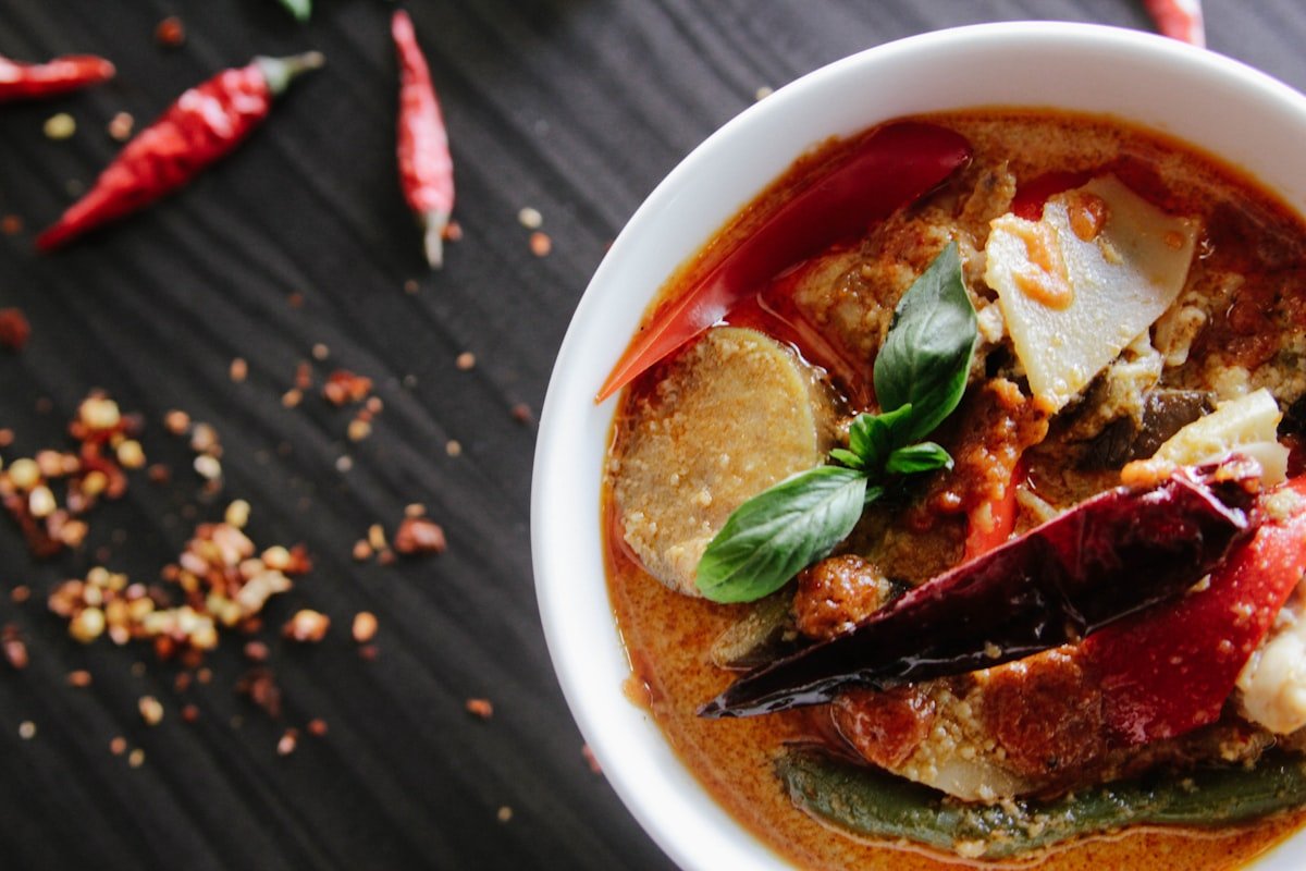 Tips Membuat Gudeg Jogja Empuk: Nangka Muda Lumer, Kuah Santan Kental, dan Krecek Gurih
